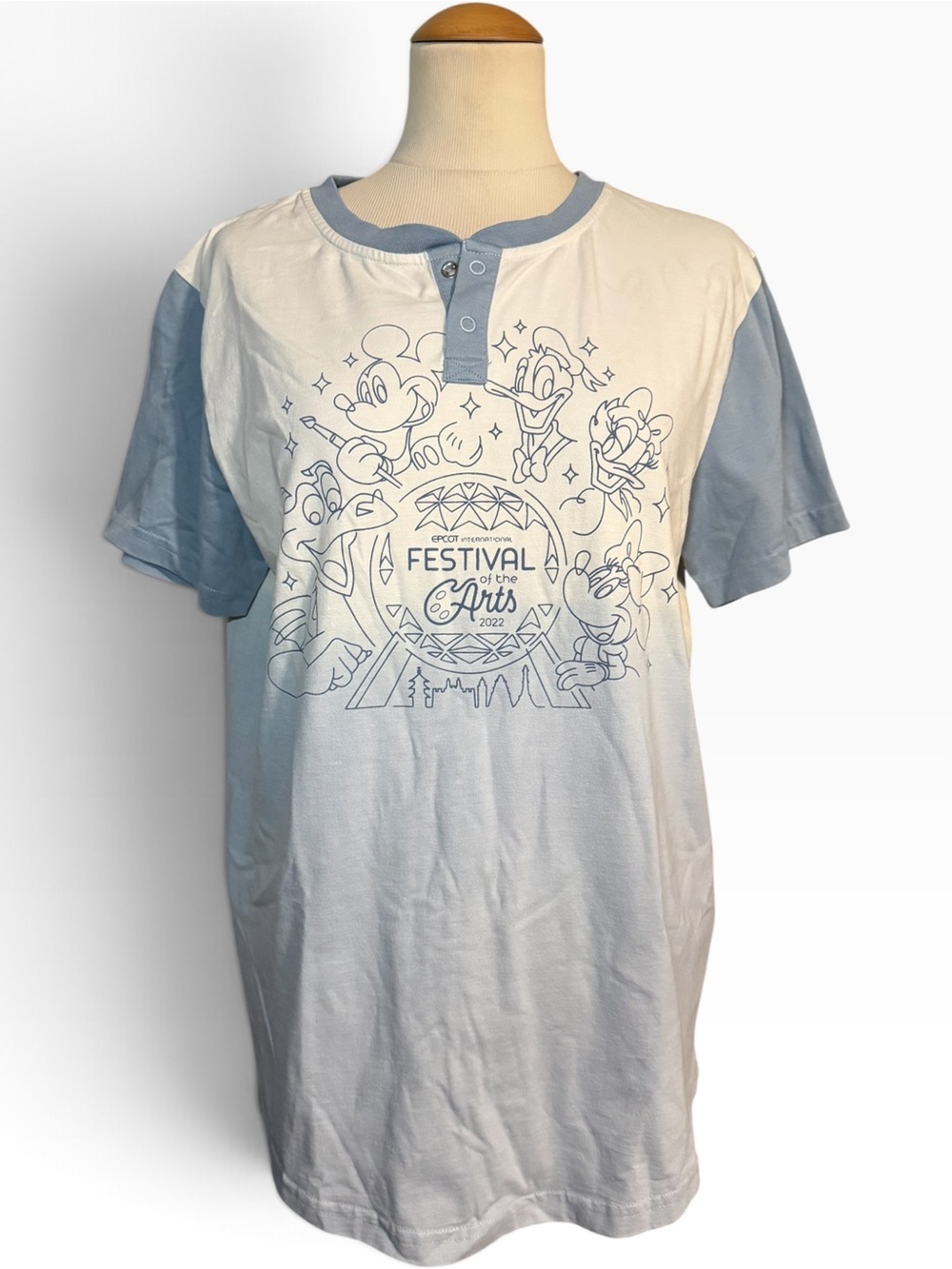 Disney Parks 2022 EPCOT Festival of the Arts Shirt Blue White Size Medium